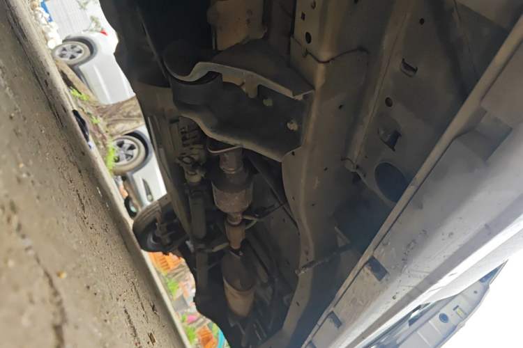 Used Jinbei New Hiace X30L 2018 1.5L Wealth Edition DLCG14 Chassis Front Left