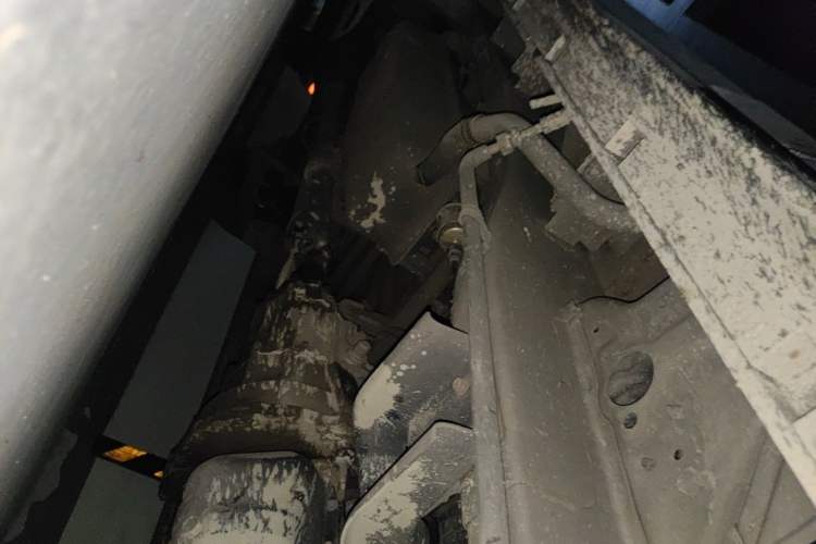 Used Jinbei New Hiace X30L 2018 1.3L Business Edition DLCG12 Chassis Front Right