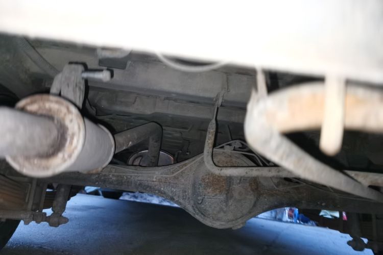 Used Jinbei New Hiace X30L 2018 1.5L Wealth Edition DLCG14 Chassis Rear