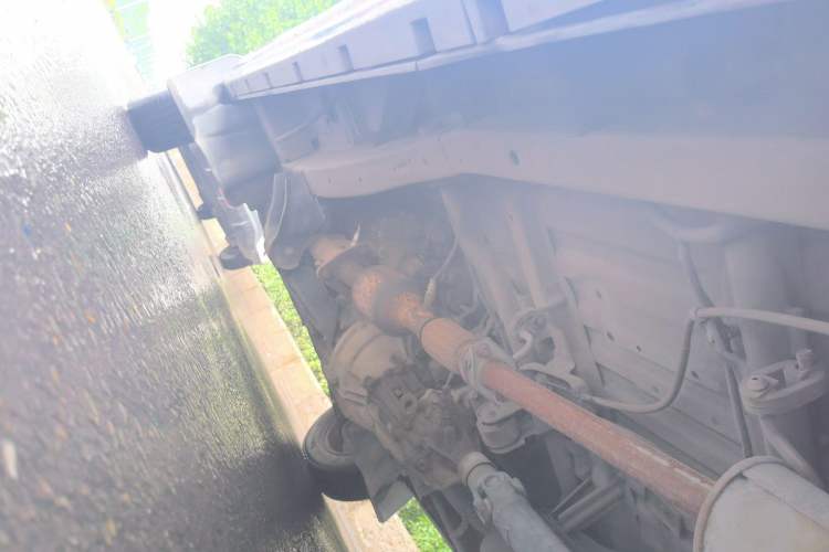 Used Jinbei New Hiace X30L 2018 1.5L Business Edition DLCG14 Chassis Rear Left