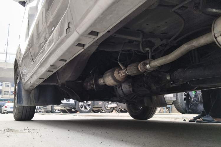 Used Jinbei New Hiace X30L 2018 1.5L Business Edition DLCG14 Chassis Rear Left