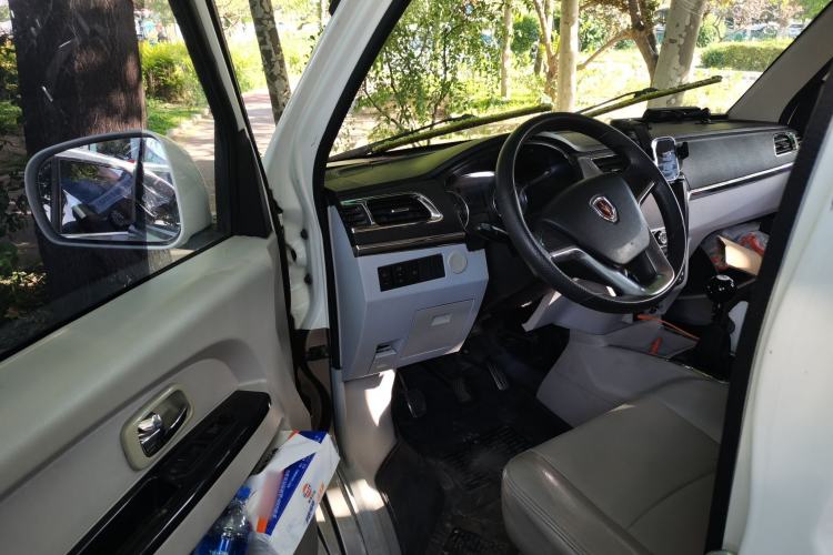 Used Jinbei New Hiace X30L 2018 1.5L Business Edition DLCG14 Driver Seat