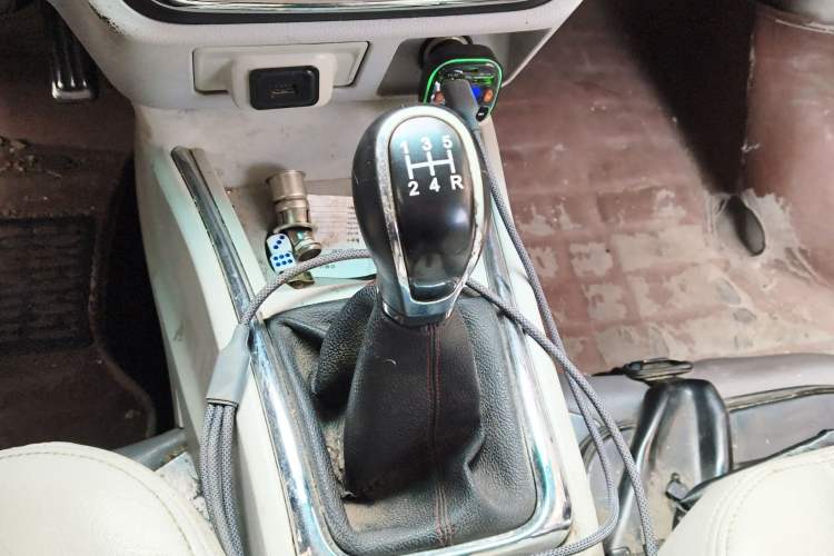 Used Jinbei New Hiace X30L 2018 1.5L Business Edition DLCG14 Gear Lever