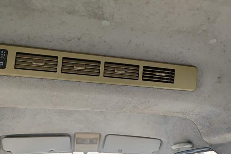 Used Jinbei New Hiace X30L 2018 1.5L Wealth Edition DLCG14 Headliner