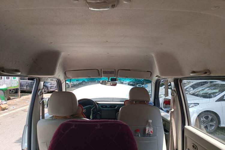 Used Jinbei New Hiace X30L 2018 1.5L Box Truck Wealth Edition Natural Gas DLCG14 Headliner