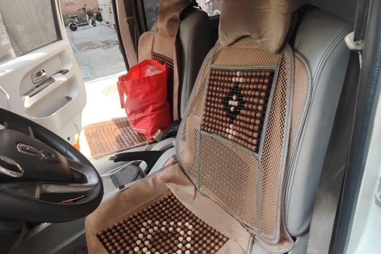 Used Jinbei New Hiace X30L 2018 1.5L Box Truck Wealth Edition DLCG14 Left Front Seat