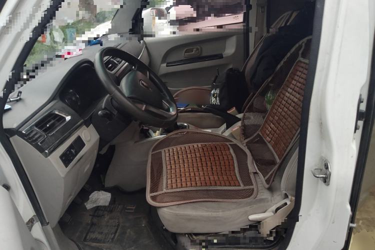 Used Jinbei New Hiace X30L 2018 1.5L Box Truck Wealth Edition DLCG14 Left Front Seat