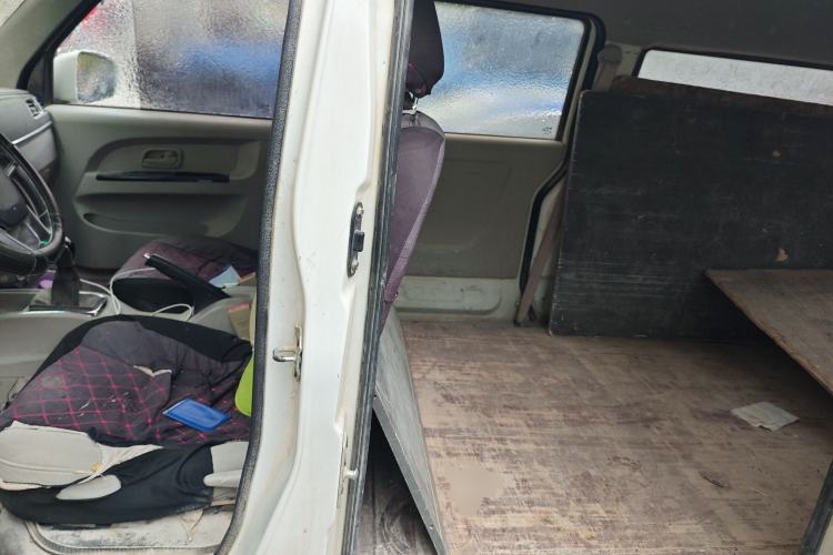 Used Jinbei New Hiace X30L 2018 1.5L Wealth Edition DLCG14 Left Rear Seat