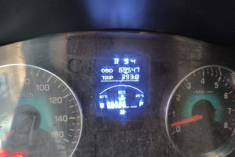Used Jinbei New Hiace X30L 2018 1.5L Wealth Edition DLCG14 Odometer Close Up