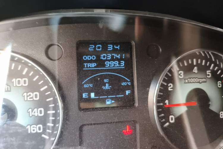 Used Jinbei New Hiace X30L 2018 1.3L Box Truck Wealth Edition DLCG12 Odometer Close Up