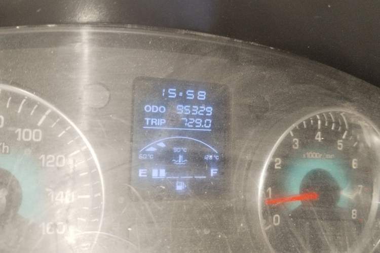 Used Jinbei New Hiace X30L 2018 1.3L Wealth Edition DLCG12 Odometer Close Up
