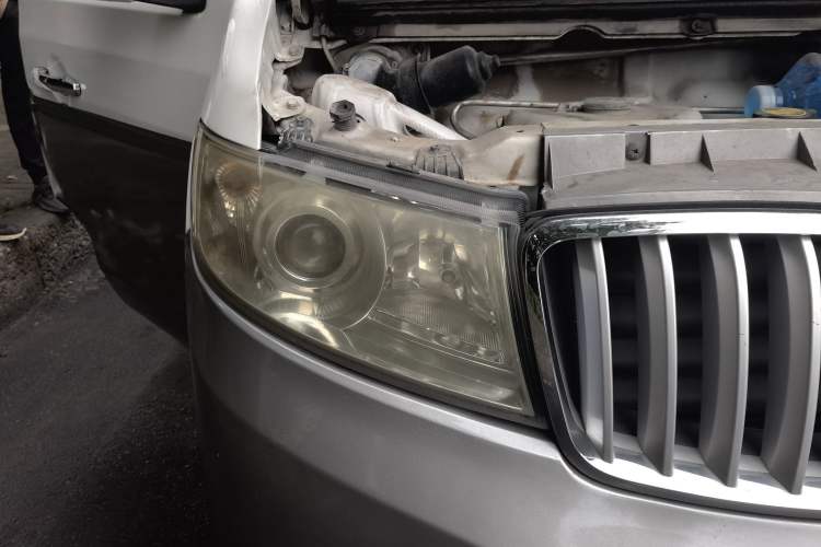 Used Jinbei New Hiace X30L 2018 1.5L Business Edition DLCG14 Right Front Headlight