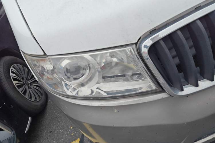 Used Jinbei New Hiace X30L 2018 1.5L Wealth Edition DLCG14 Right Front Headlight