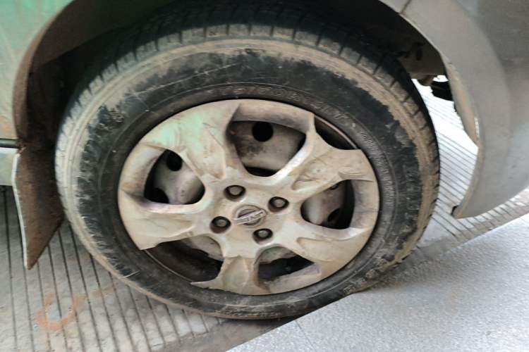 Used Jinbei New Hiace X30L 2018 1.5L Wealth Edition DLCG14 Right Front Wheel Hub