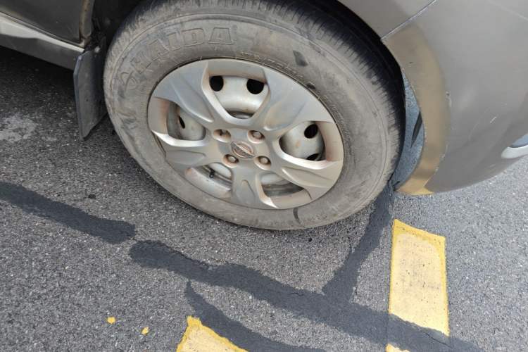 Used Jinbei New Hiace X30L 2018 1.5L Wealth Edition DLCG14 Right Front Wheel Hub