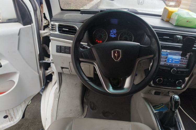 Used Jinbei New Hiace X30L 2018 1.5L Box Truck Business Edition DLCG14 Steering Wheel