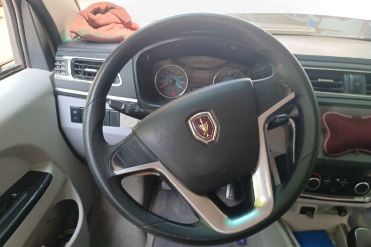 Used Jinbei New Hiace X30L 2018 1.5L Box Truck Wealth Edition Natural Gas DLCG14 Steering Wheel