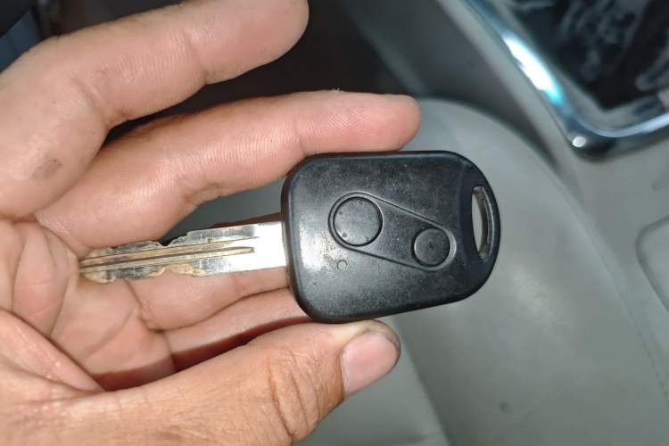 Used Jinbei New Hiace X30L 2018 1.5L Wealth Edition DLCG14 Vehicle Key