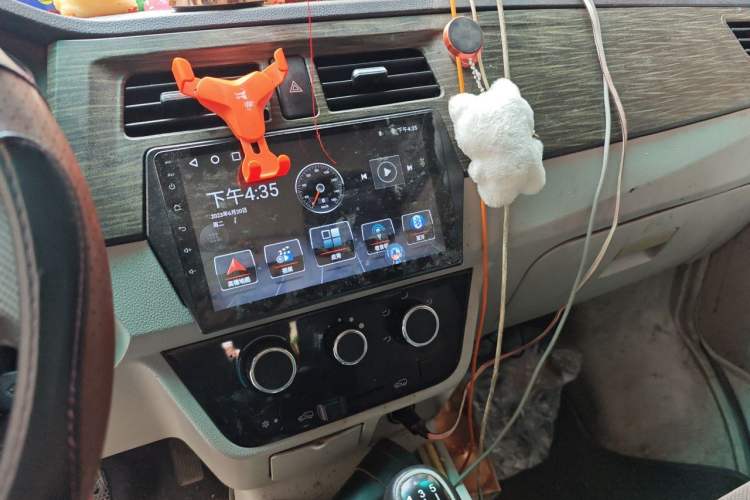 Used Jinbei New Hiace X30L 2019 1.5L Wealth Edition China VI SWC15M Audio And AC Panel