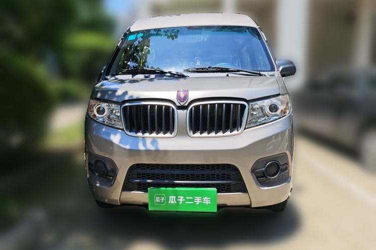 Used Jinbei New Hiace X30L 2019 1.5L Wealth Edition China VI SWC15M Front