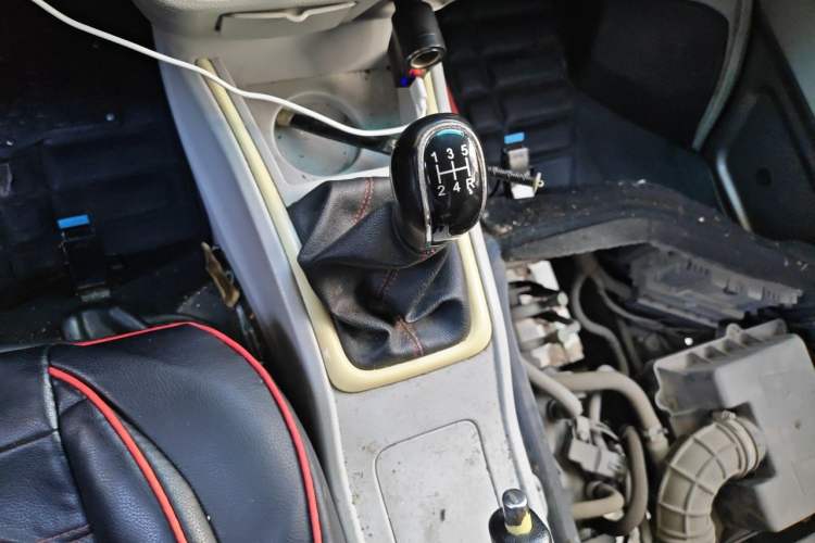 Used Jinbei New Hiace X30L 2019 1.5L Wealth Edition China VI SWC15M Gear Lever