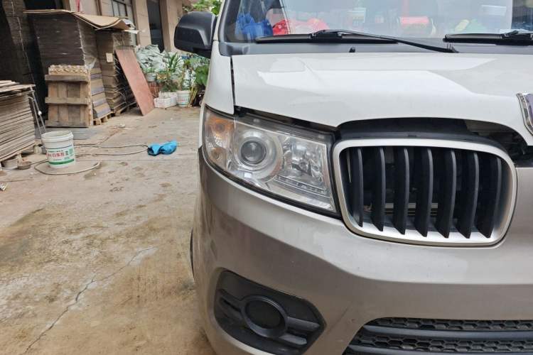 Used Jinbei New Hiace X30L 2019 1.5L Wealth Edition China VI SWC15M Right Front Headlight