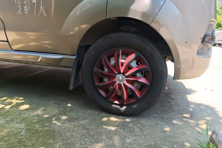 Used Jinbei New Hiace X30L 2019 1.5L Wealth Edition China VI SWC15M Right Front Wheel Hub