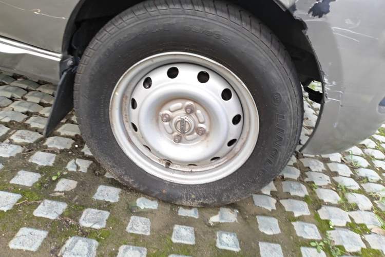 Used Jinbei New Hiace X30L 2019 1.5L Wealth Edition China VI SWC15M Right Front Wheel Hub