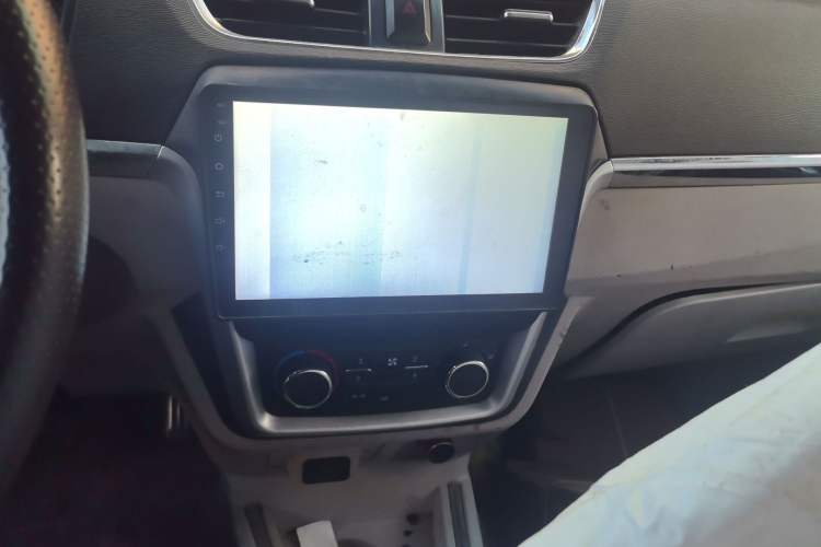 Used Jinbei New Hiace X30L  Audio And AC Panel