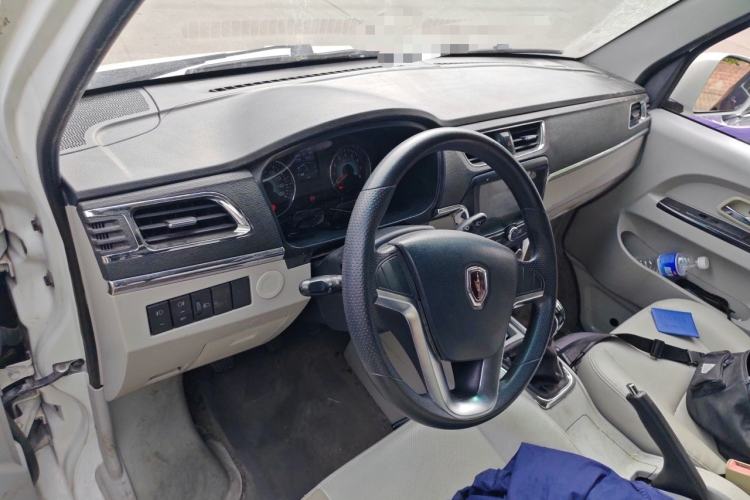 Used Jinbei New Hiace X30L 2019 1.5L Van Business Edition China VI SWC15M Center Console