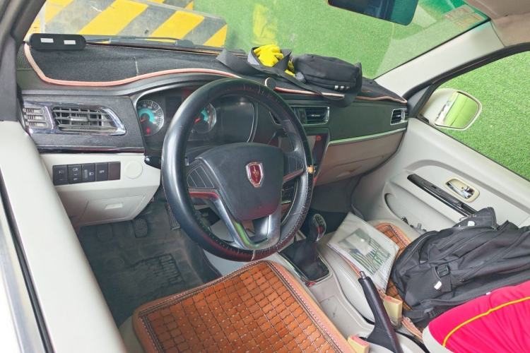 Used Jinbei New Hiace X30L  Center Console