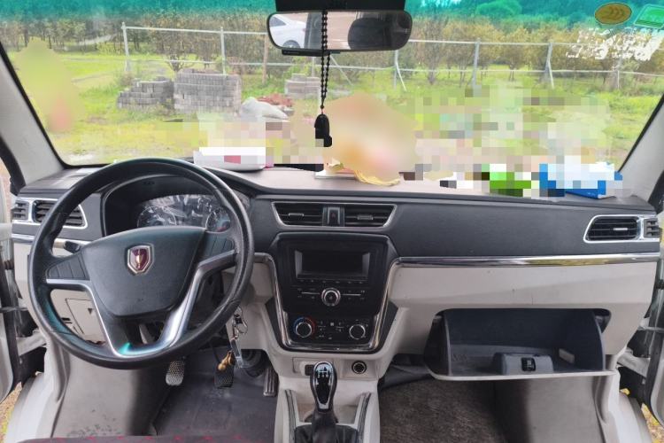 Used Jinbei New Hiace X30L  Center Console