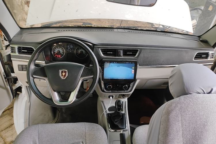 Used Jinbei New Hiace X30L  Center Console