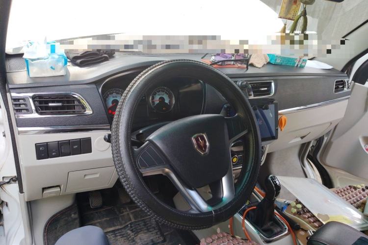 Used Jinbei New Hiace X30L 2019 1.5L Cargo Van Wealth Edition China VI SWC15M Center Console