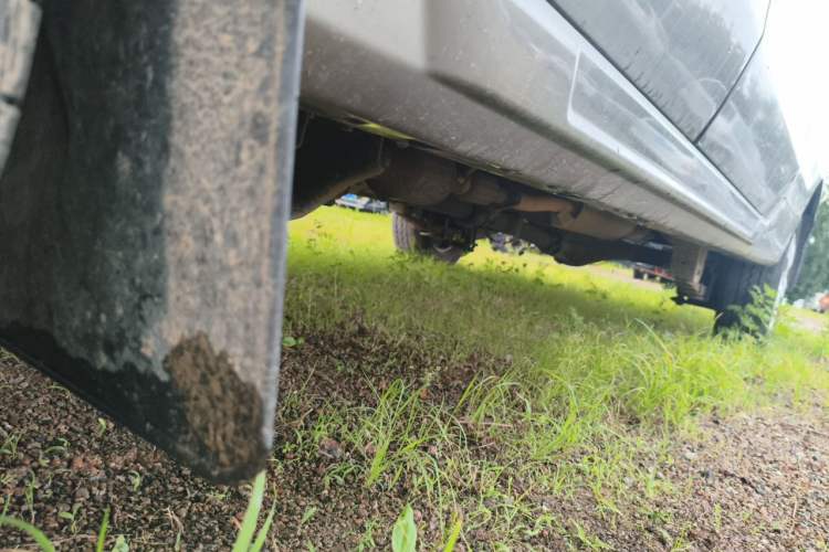 Used Jinbei New Hiace X30L  Chassis Front Left