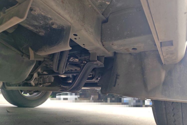 Used Jinbei New Hiace X30L 2019 1.5L Van Business Edition China VI SWC15M Chassis Front Right