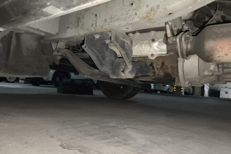 Used Jinbei New Hiace X30L  Chassis Front