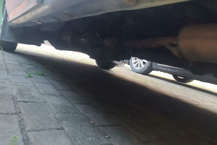 Used Jinbei New Hiace X30L  Chassis Rear Left