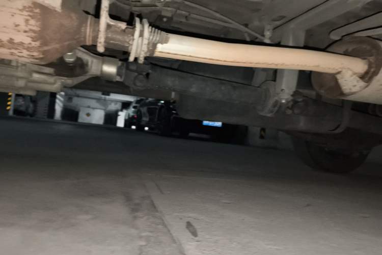 Used Jinbei New Hiace X30L  Chassis Rear Left