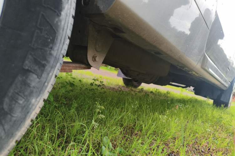 Used Jinbei New Hiace X30L  Chassis Rear Right