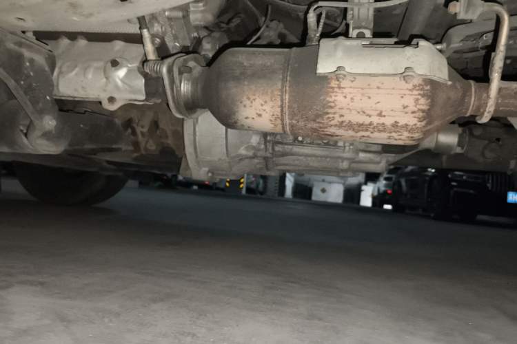 Used Jinbei New Hiace X30L  Chassis Rear Right