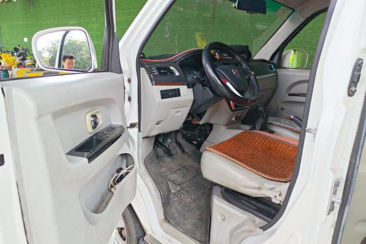 Used Jinbei New Hiace X30L  Driver Seat