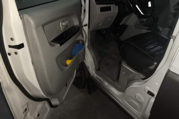 Used Jinbei New Hiace X30L  Driver Seat