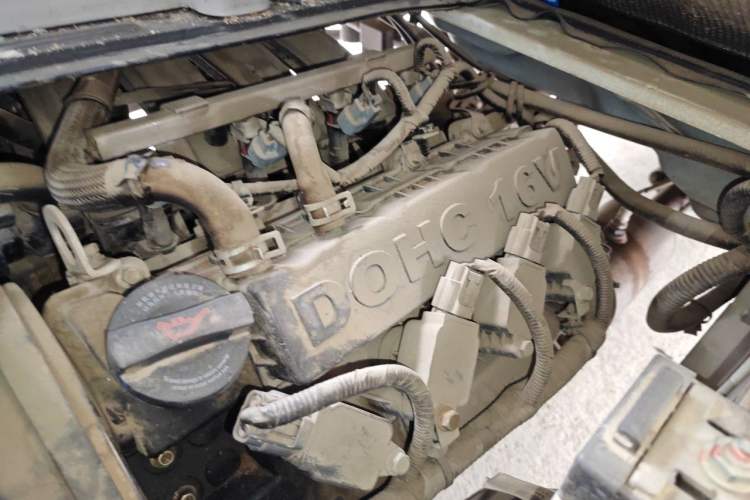 Used Jinbei New Hiace X30L 2019 1.5L Van Business Edition China VI SWC15M Engine Bay Left
