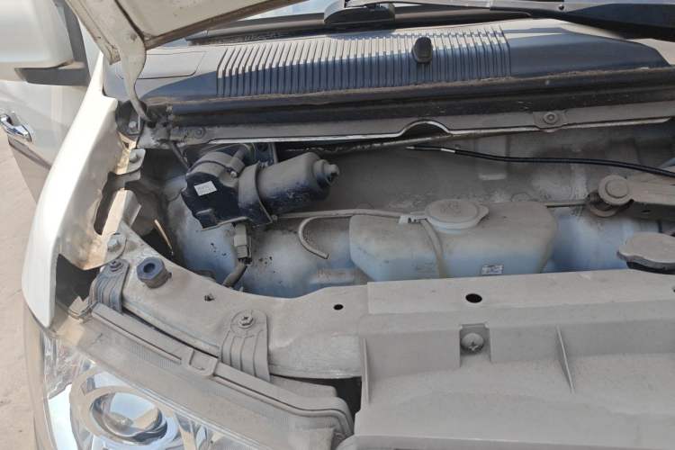 Used Jinbei New Hiace X30L  Engine Bay Right