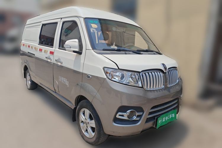 Used Jinbei New Hiace X30L  Front Right 45 Deg