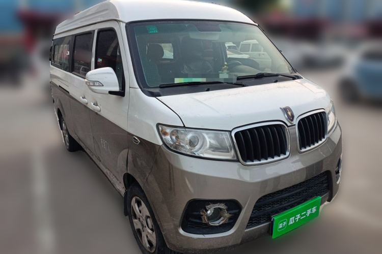 Used Jinbei New Hiace X30L 2019 1.5L Wealth Edition China VI SWC15M Front Right 45 Deg