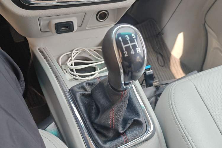Used Jinbei New Hiace X30L  Gear Lever