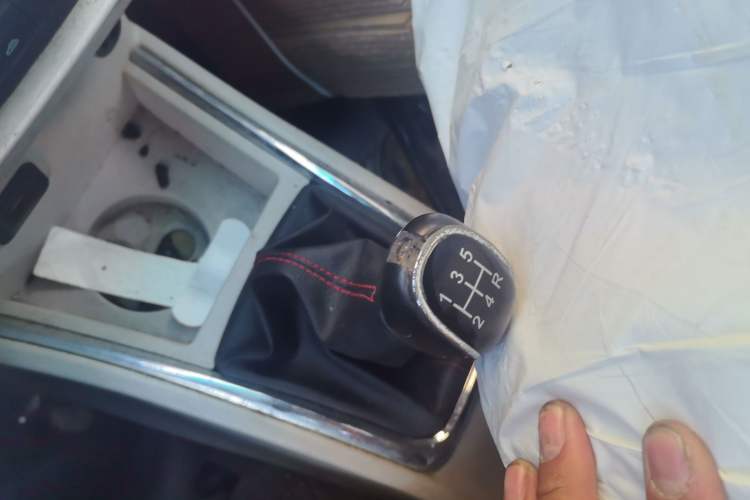 Used Jinbei New Hiace X30L  Gear Lever