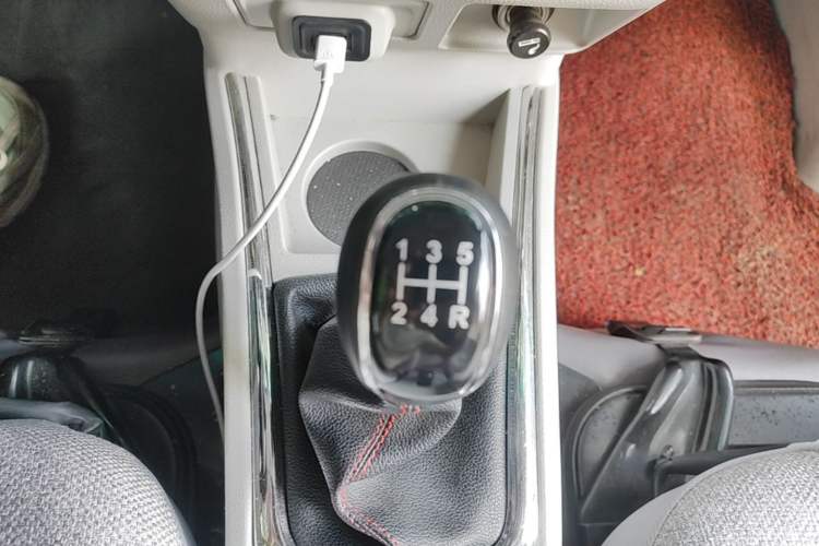 Used Jinbei New Hiace X30L  Gear Lever